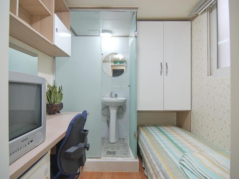 Full House Sinchon Tempat Tidur & Sarapan *